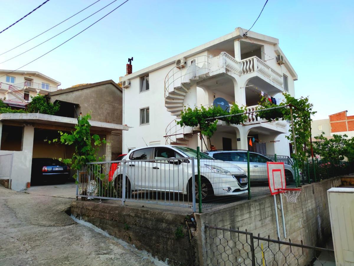 Apartmani Durovic Bar Bagian luar foto